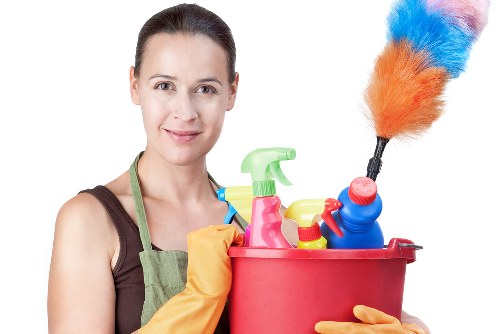 Professional deep cleaning in a Lambeth home interior