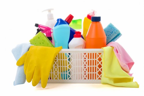 Final complaint resolution steps for a cleaning company