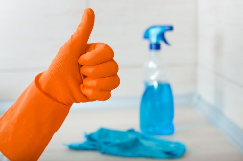 Experienced Lambeth cleaners handling office and rental property cleaning