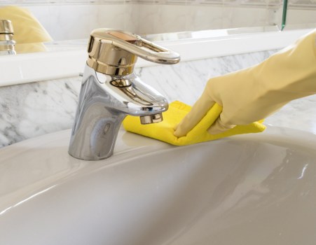 House cleaning service in a Lambeth family home